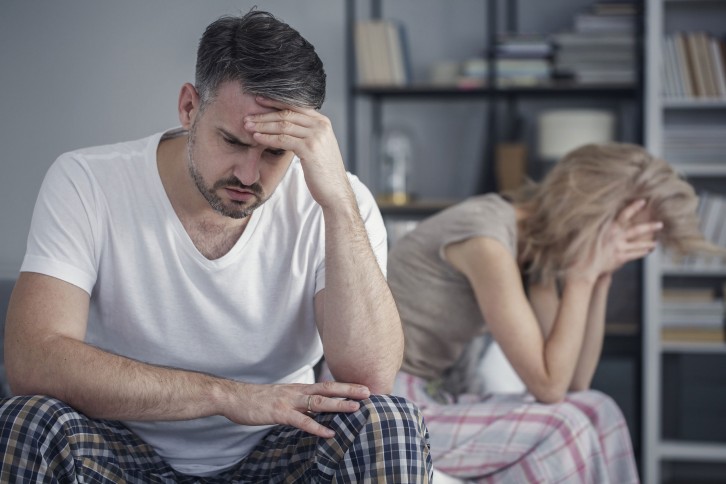 Pourquoi être trompé peut faire très mal psychologiquement ?